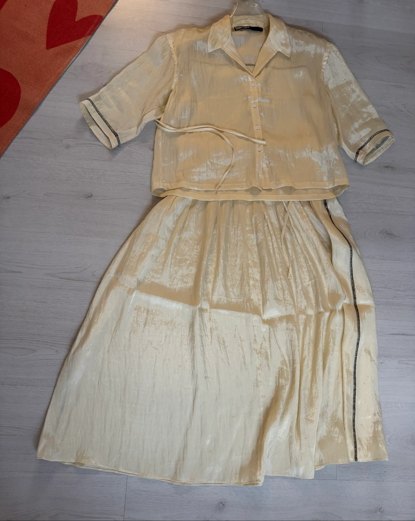 Bimba Y Lola conjunto de dos piezas de satén color crema talla 40 – photo 7